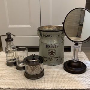 Bathroom set